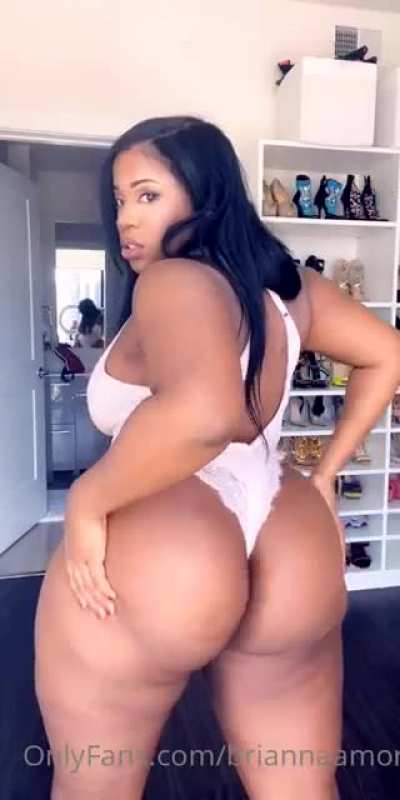 👀