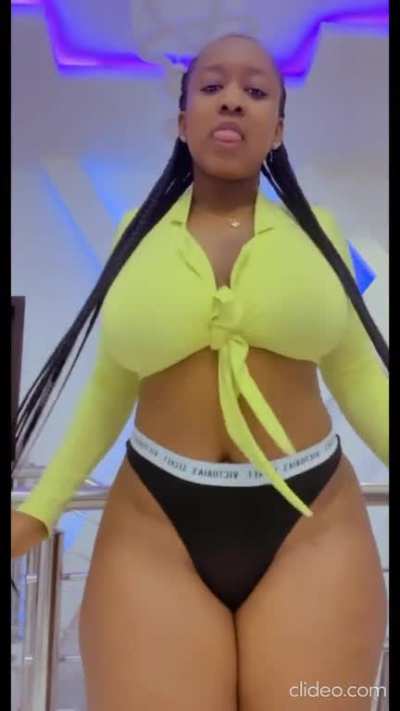 Thickiana💚🖤