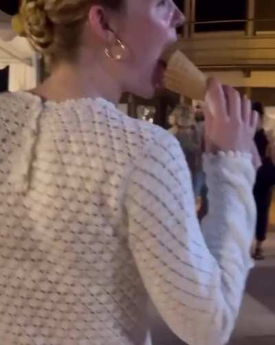 Elle Fanning