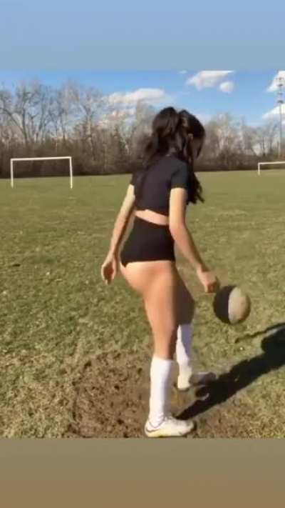 Booty is banging