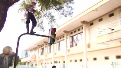Definisi Sebenarnya dari "Tilang CCTV"