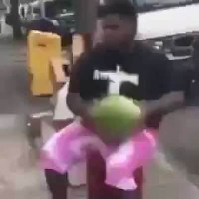 Que