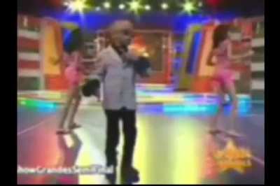 canta bien bonito 😳