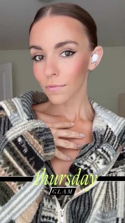 Thursday glam
