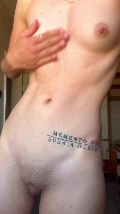 Take off my clothes, it&rsquo;s hot
