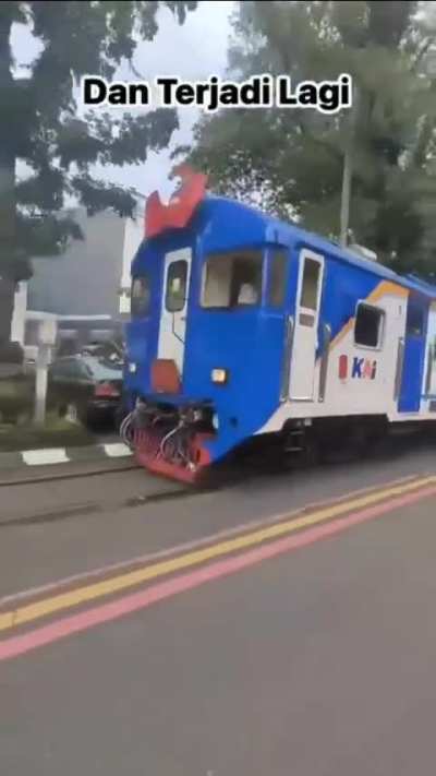 Sudah diklakson