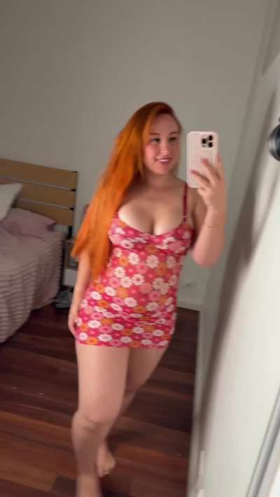 Nothing better than a ginger showing cleavage