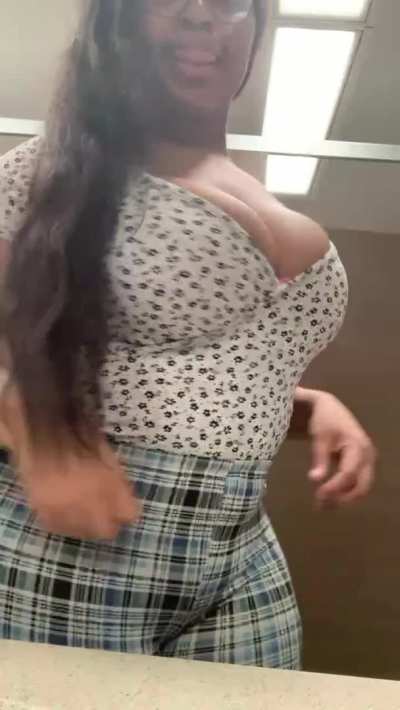can you fuck me after class ?