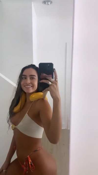 Sommer &amp;amp; her snake