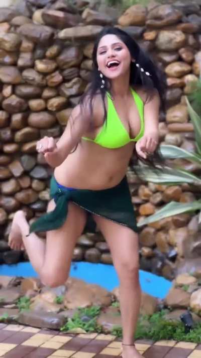 Shweta Sharma 