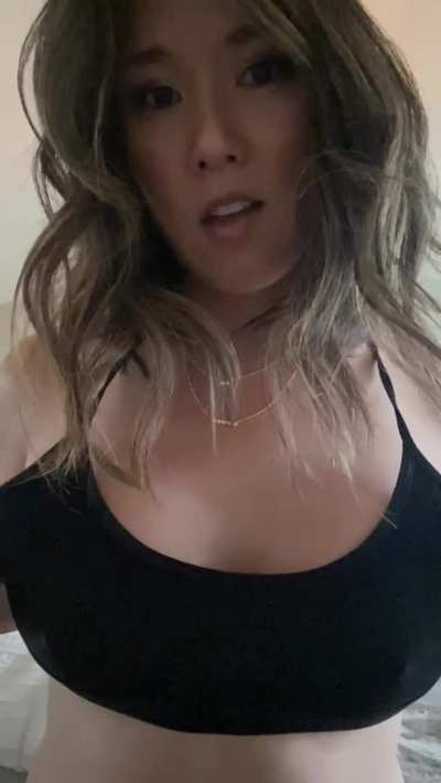 Bouncy Boobs