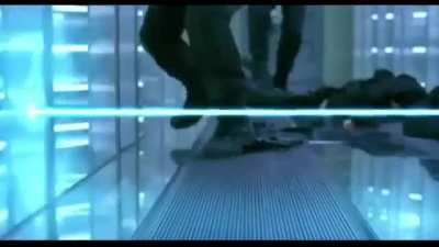 Drake &amp;amp; Josh in Resident Evil's (2002) laser room.