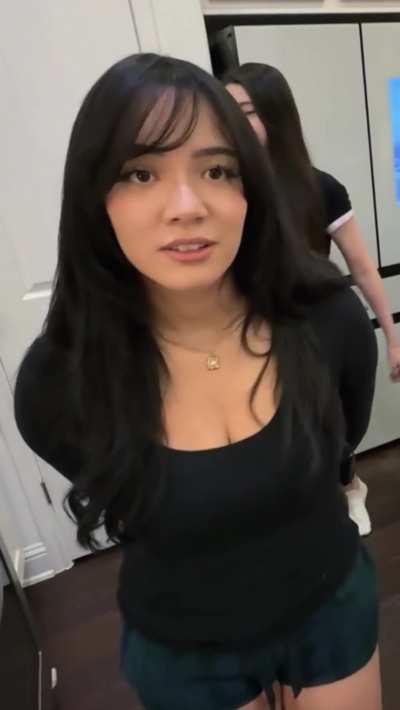 😳