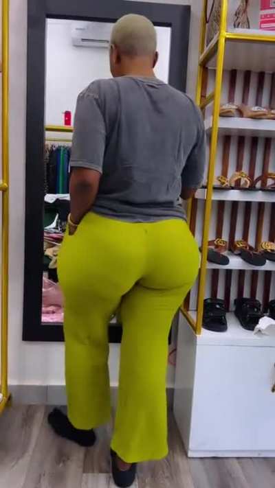 👀