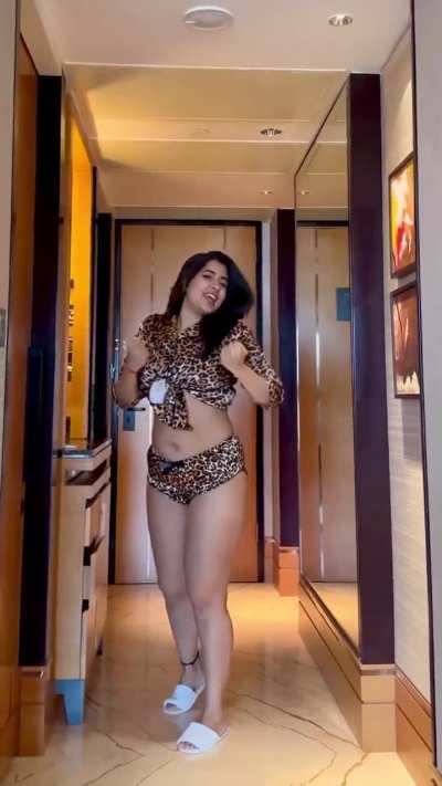 Nikita Sharma [new]