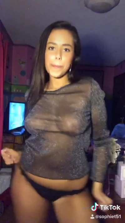 Her name and free album in the first comment