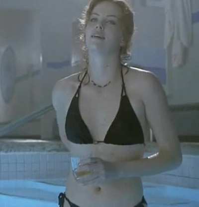 Charlize Theron, such a tall woman with itty bitty tits. 😵&zwj;💫🥴🤤