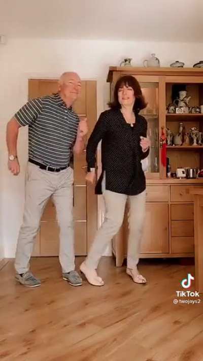 Nance and Rand can still cut a rug