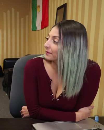 I feel that she enjoyed showing off her cleavage sometimes lol 