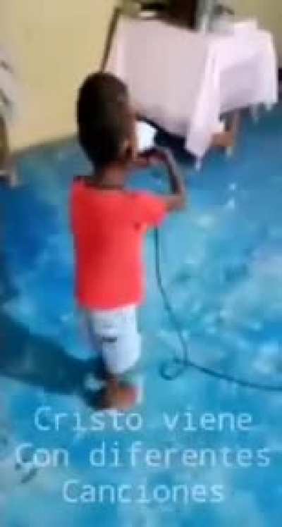 This kid got talent