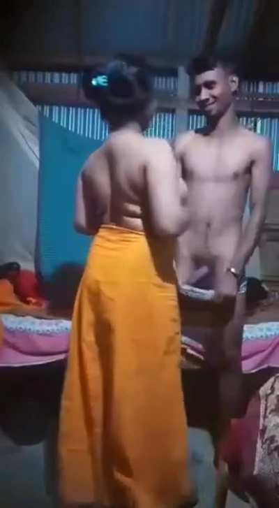 ❤️🔥Desi Romantic Couple Got Spyed While Having S&eacute;x🥵 From Tiny Hole😈 .. ( LINK🔗 IN C&Ograve;MMENT👇) .|