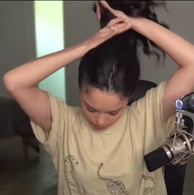 Valkyrae lipbites, moans and then puts her hair up