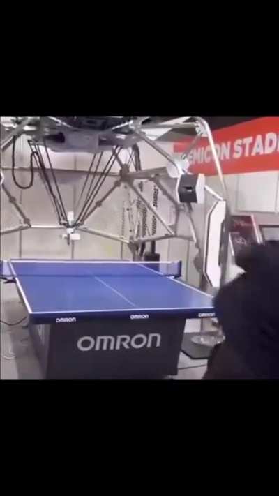Robot catches Jun Mizutani off guard  