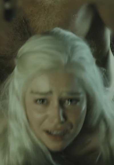 Emilia Clarke's iconic scene in 4k &amp;amp; with sound