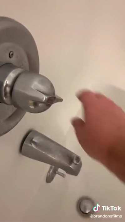 Gamer Shower