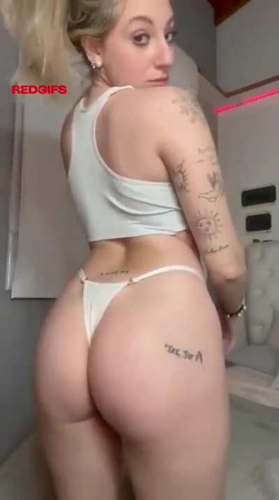 19f NWA looking for older pervy guys