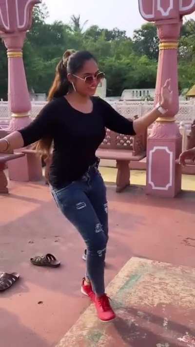 Sreethu Krishna 🍑🤤