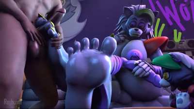 Fucking the shit out of Roxy&rsquo;s big feet~