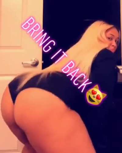Mmm