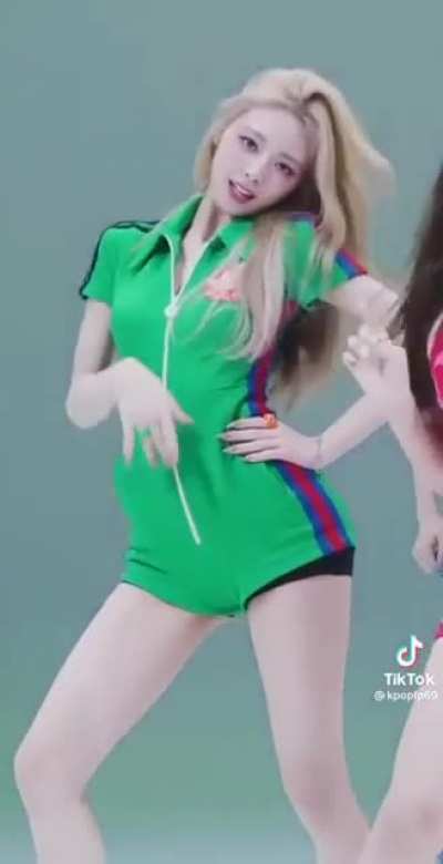 Itzy Yuna