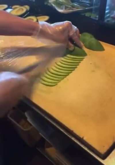Slicing avocado