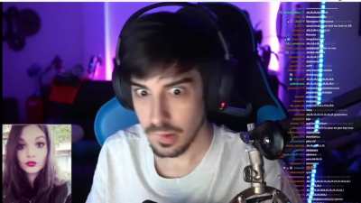 Oh No! Lely D&oacute;nde Te Sentaste????