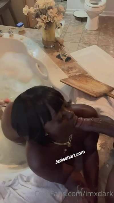 Mouth wetter than the bathtub...🤤🤤 Full length tape in Comments 👇