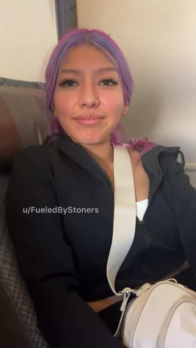 Flashing on the plane [GIF]