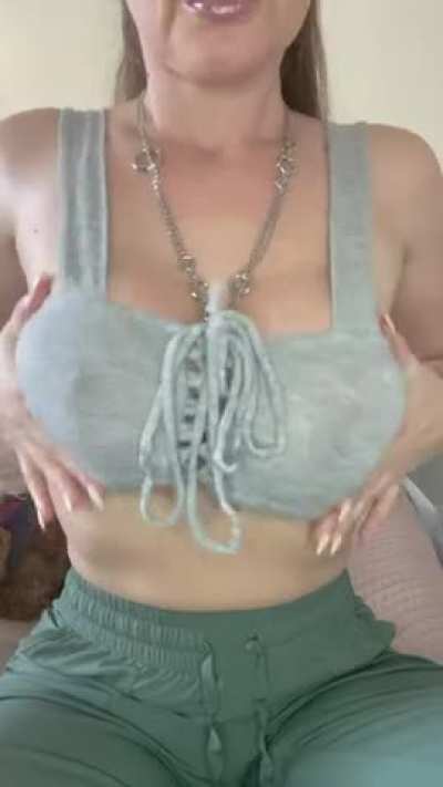 Will you squeeze my tits? (Reveal)