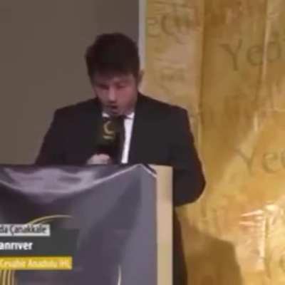 Cennet yurt h&uuml;r vatan