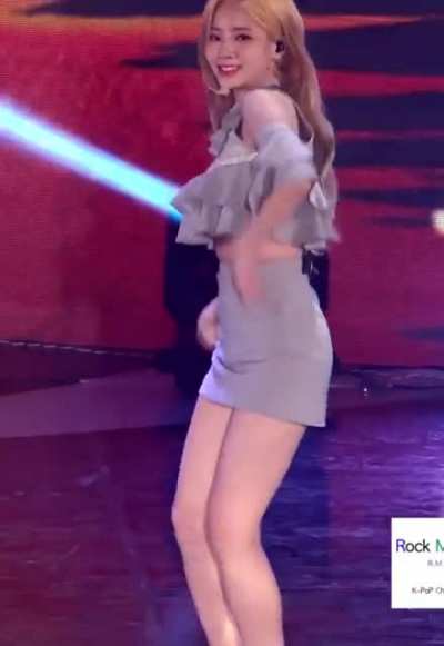 KIM DAHYUN
