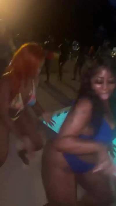Pool Party