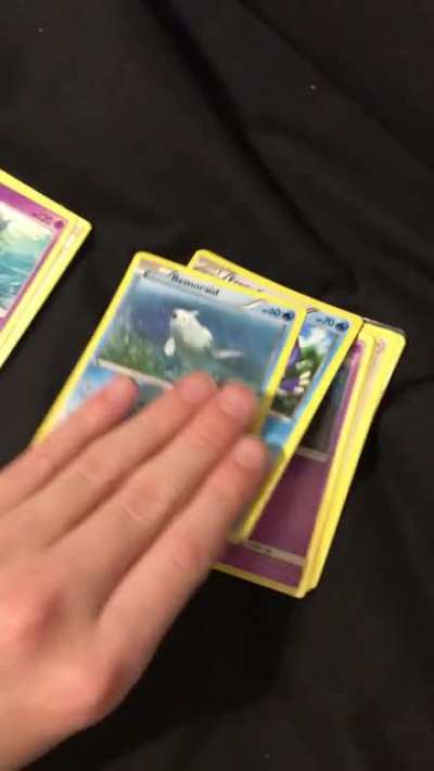 Pok&eacute;mon cards