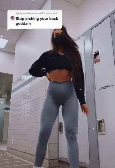 Gym babe is back (makaylaanisa)