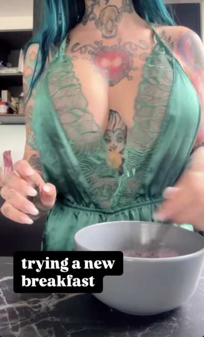 Breakfast with Riae