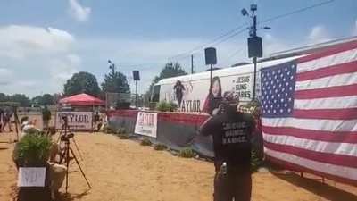 The MAGA cult chanting "Jesus! Guns! Babies!"