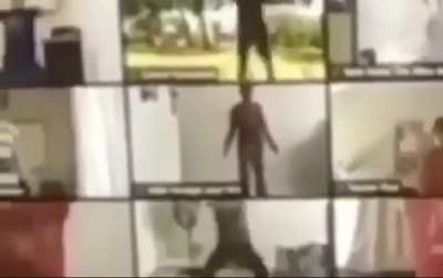 Slenderman be like