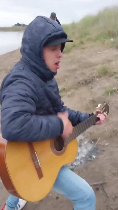 Los pibes cuando van de pesca 