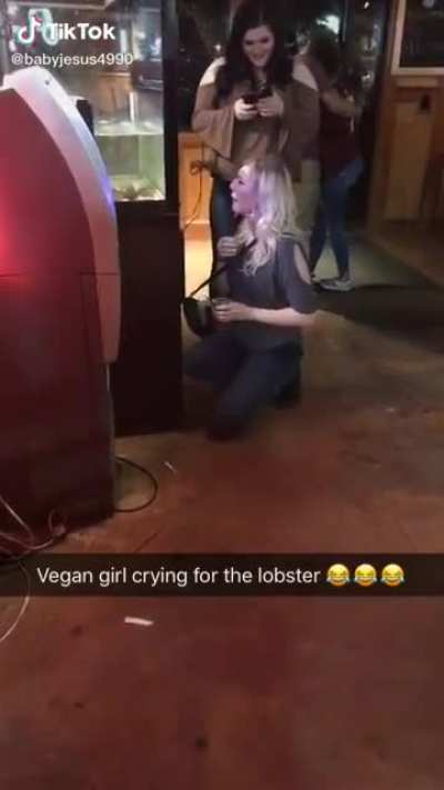 CryingVeganGirl ummm wtf