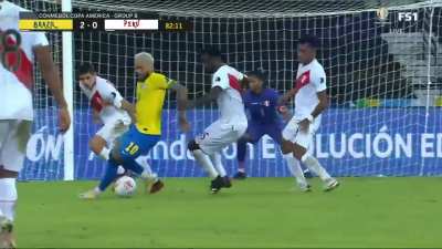 Neymar dribbling vs Peru